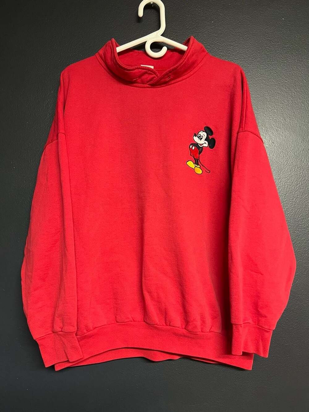 Disney Mickey & Co Crewneck Sweatshirt Vintage 90s Size Medium Red Embroidered